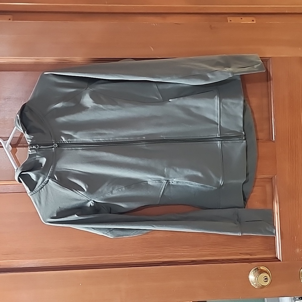 Nice flattering jacket in great shape